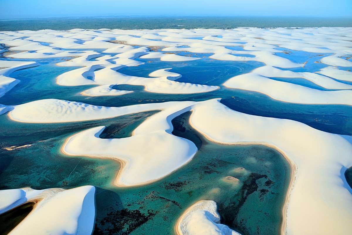 Lençóis Maranhenses: O Deserto Brasileiro Que Esconde Um Paraíso Azul